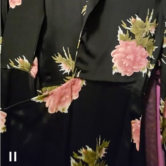 Reformation midi dress black rose flower - Picture 7 of 7